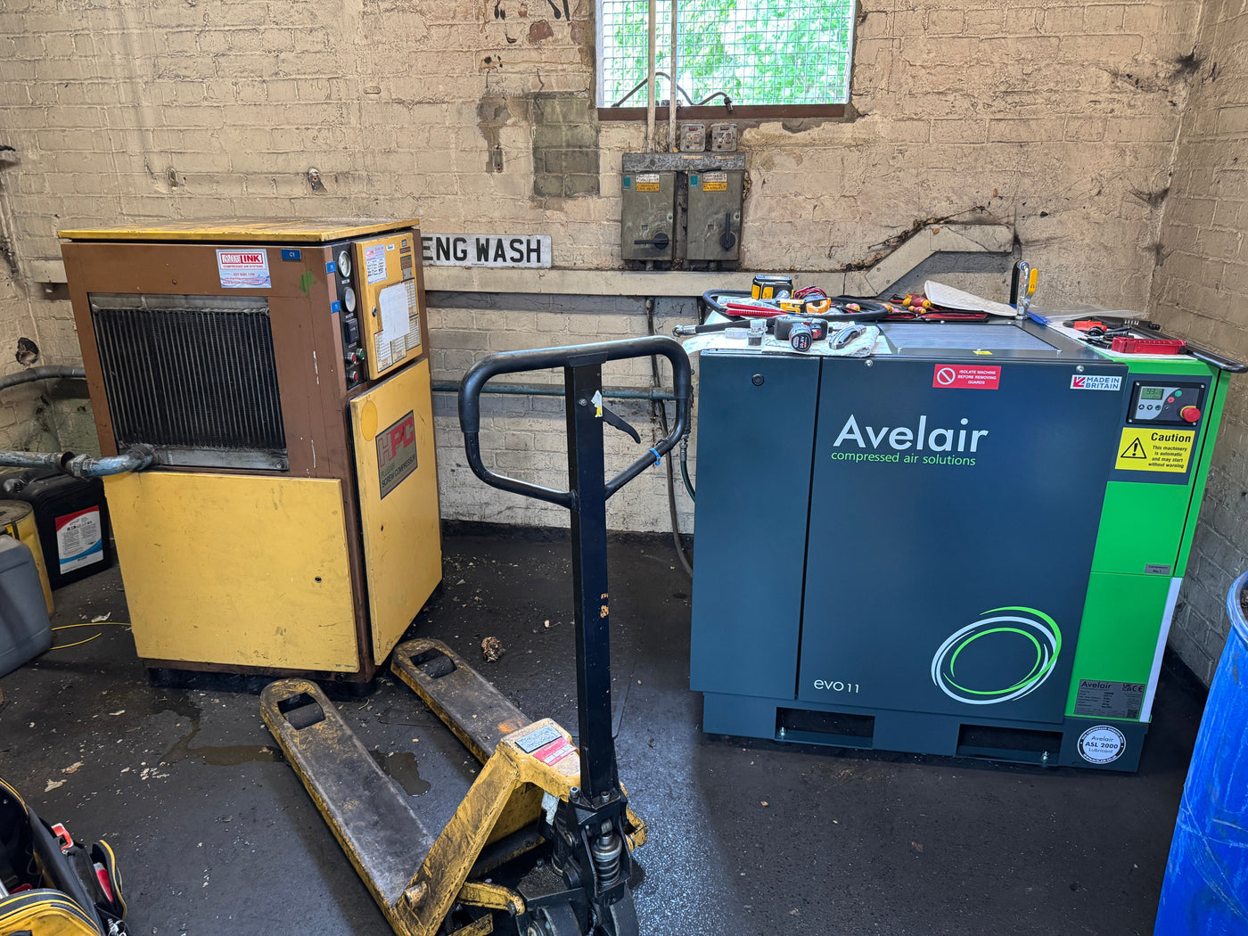 Avelair Evo 11 Installation & Commissioning - Stagecoach London