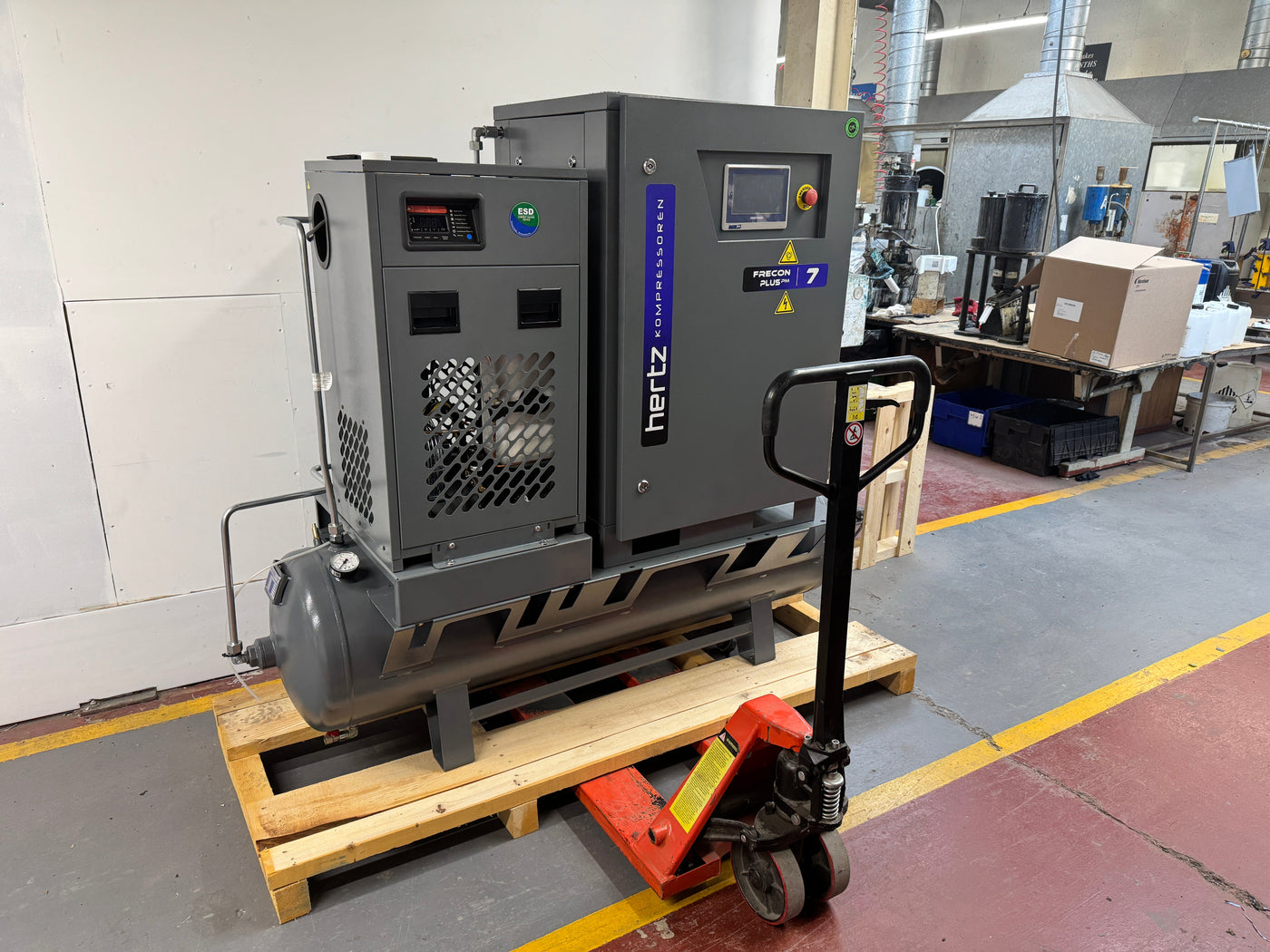 Energy-Efficient Compressed Air Upgrade in Gosport: Airlink Compressors Supplies, Installs & Commissions New Hertz Frecon Plus PM 7 System