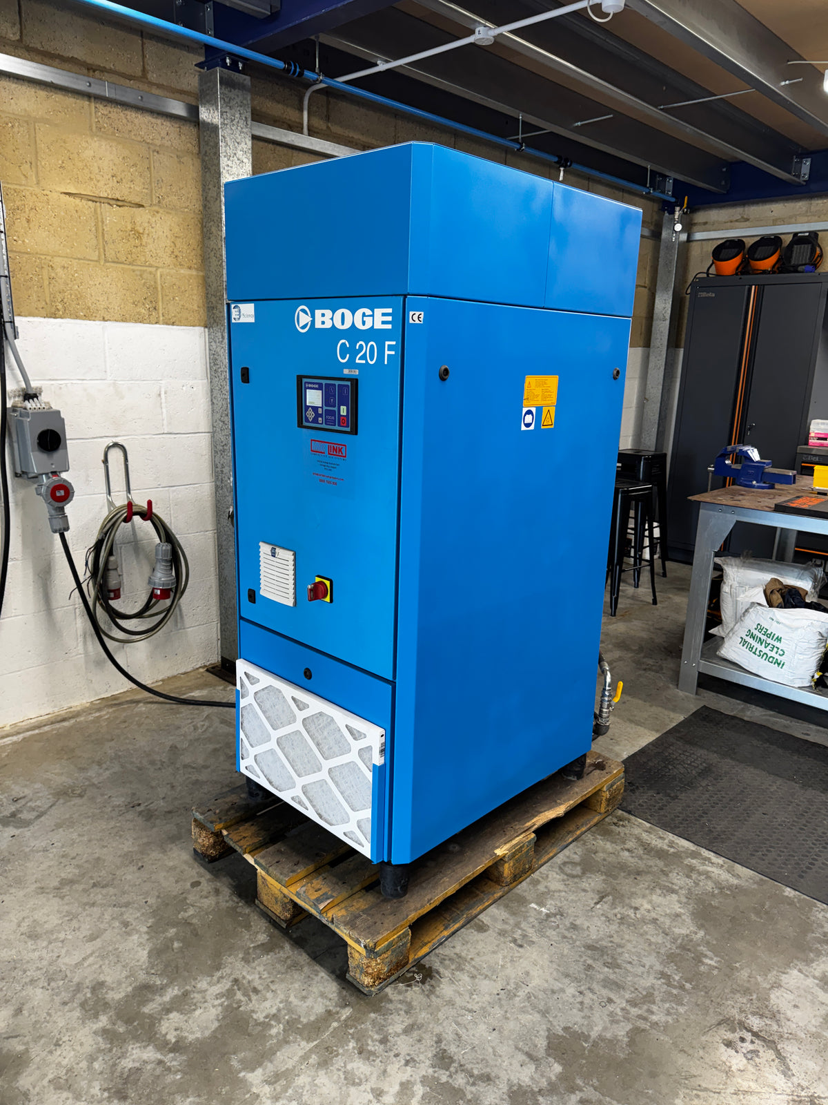Reconditioned Boge C20F 10 bar variable speed screw compressor with 3 month warranty, Airlink Compressors