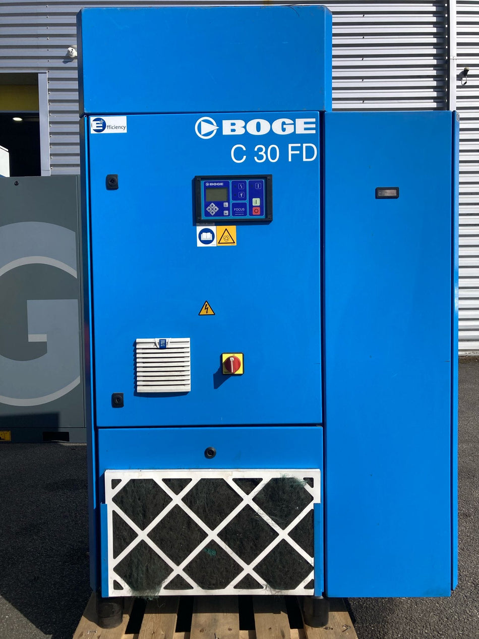 BOGE C30FD 22kW Variable Speed Rotary Screw Compressor with Integral Dryer - 2015, 128 cfm | Refurbished