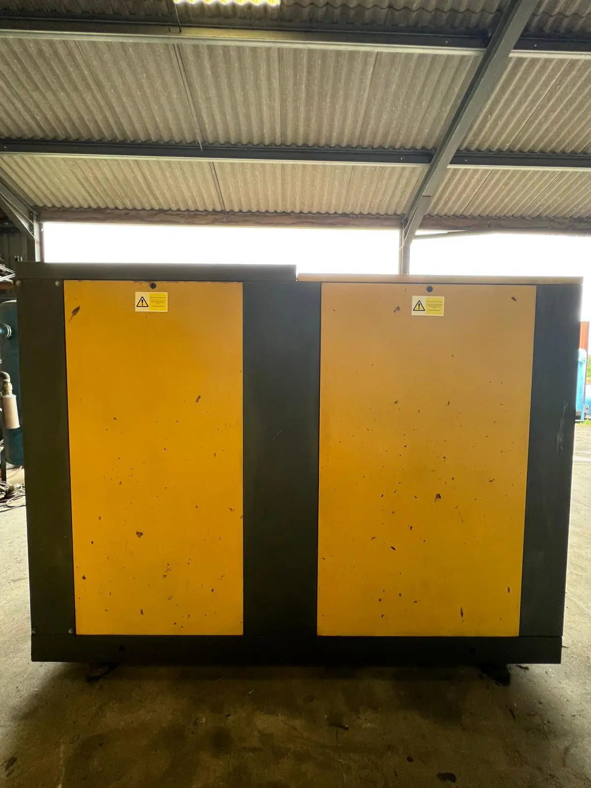 Used HPC ESD441 250 kW 1275 CFM 10 Bar Screw Air Compressor - airlinkcompressors.com